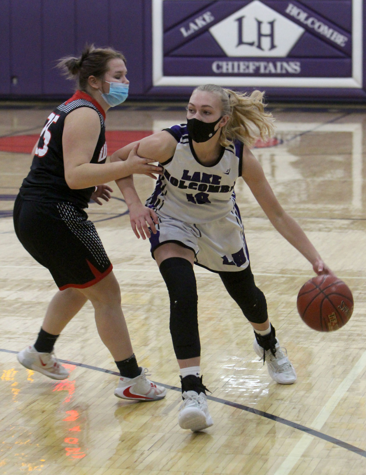 Winter at Lake Holcombe girls basketball 1-5-21